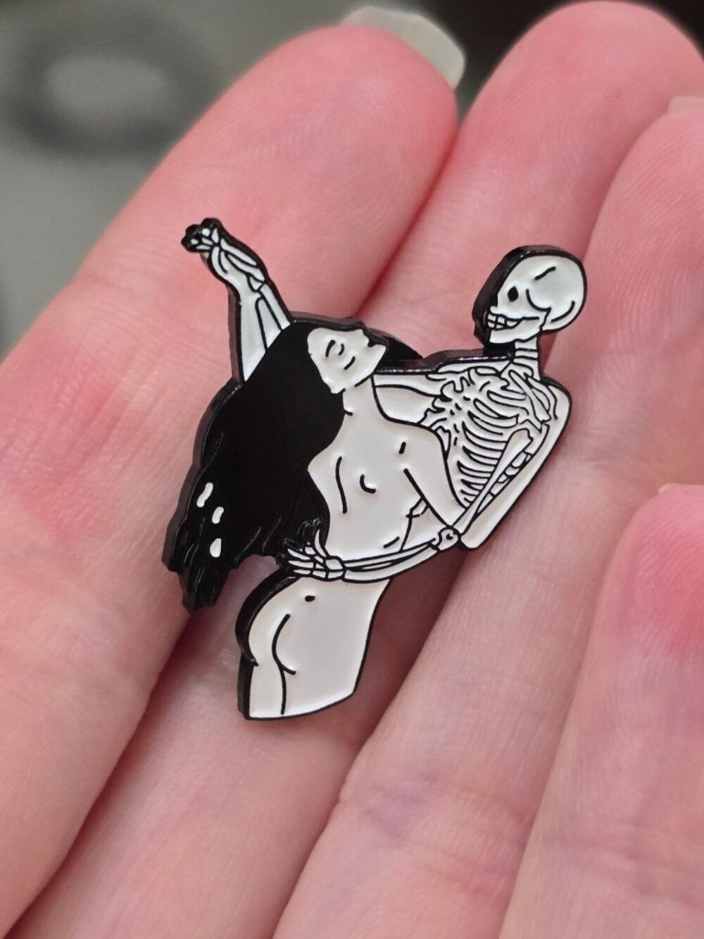 Skeleton ✦ Lover Embrace Enamel Pin ✦ Black White Gothic Romantic Art Accessory